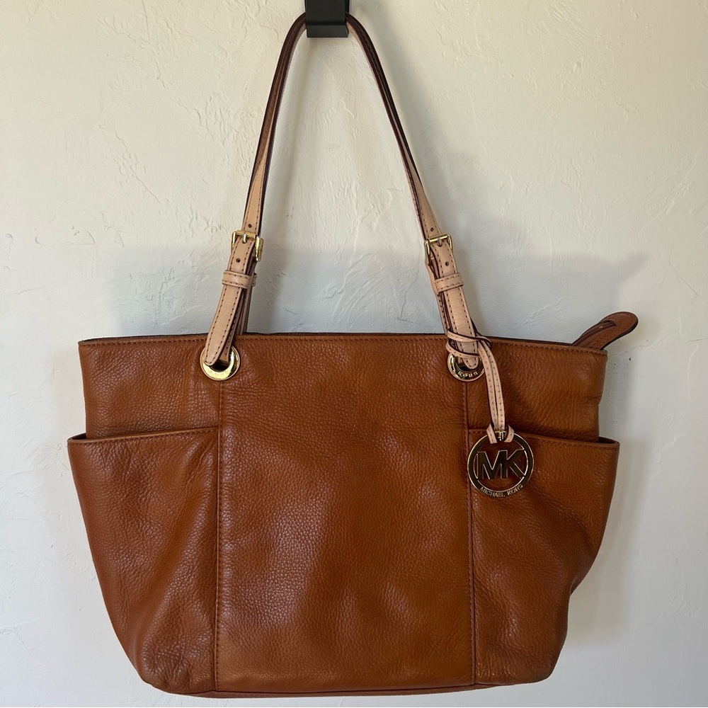 MICHAEL KORS Jet Set East West Logo Charm Saffiano Leather Tote Bag